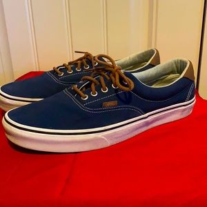 EUC Vans shoes 13